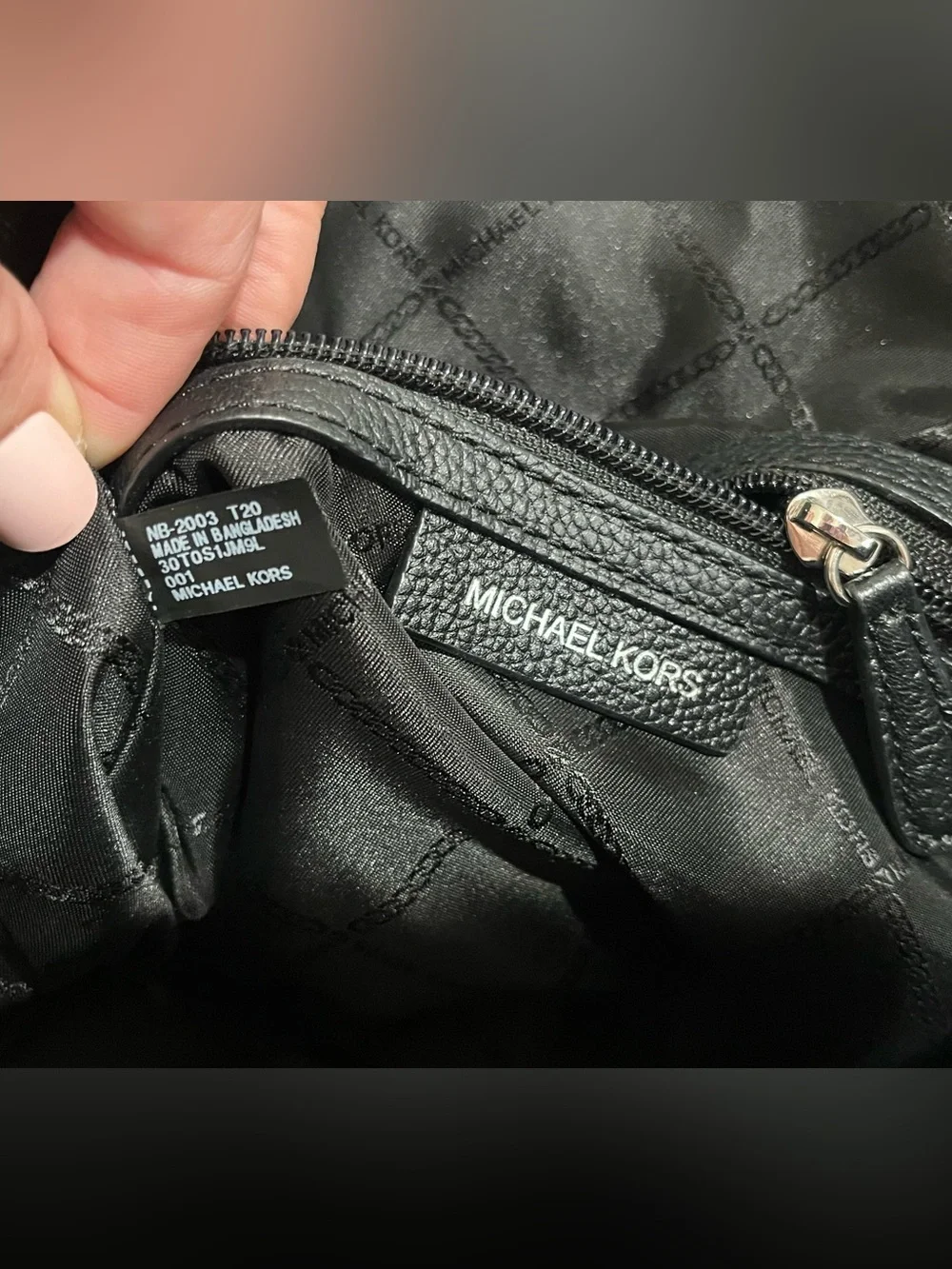 MICHAEL KORS Jagger Black Studded Messenger Bag Black EUC!